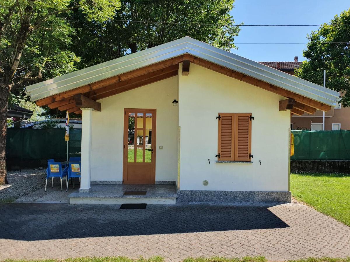 Bungalows In Camping Solarium Domaso Exterior photo
